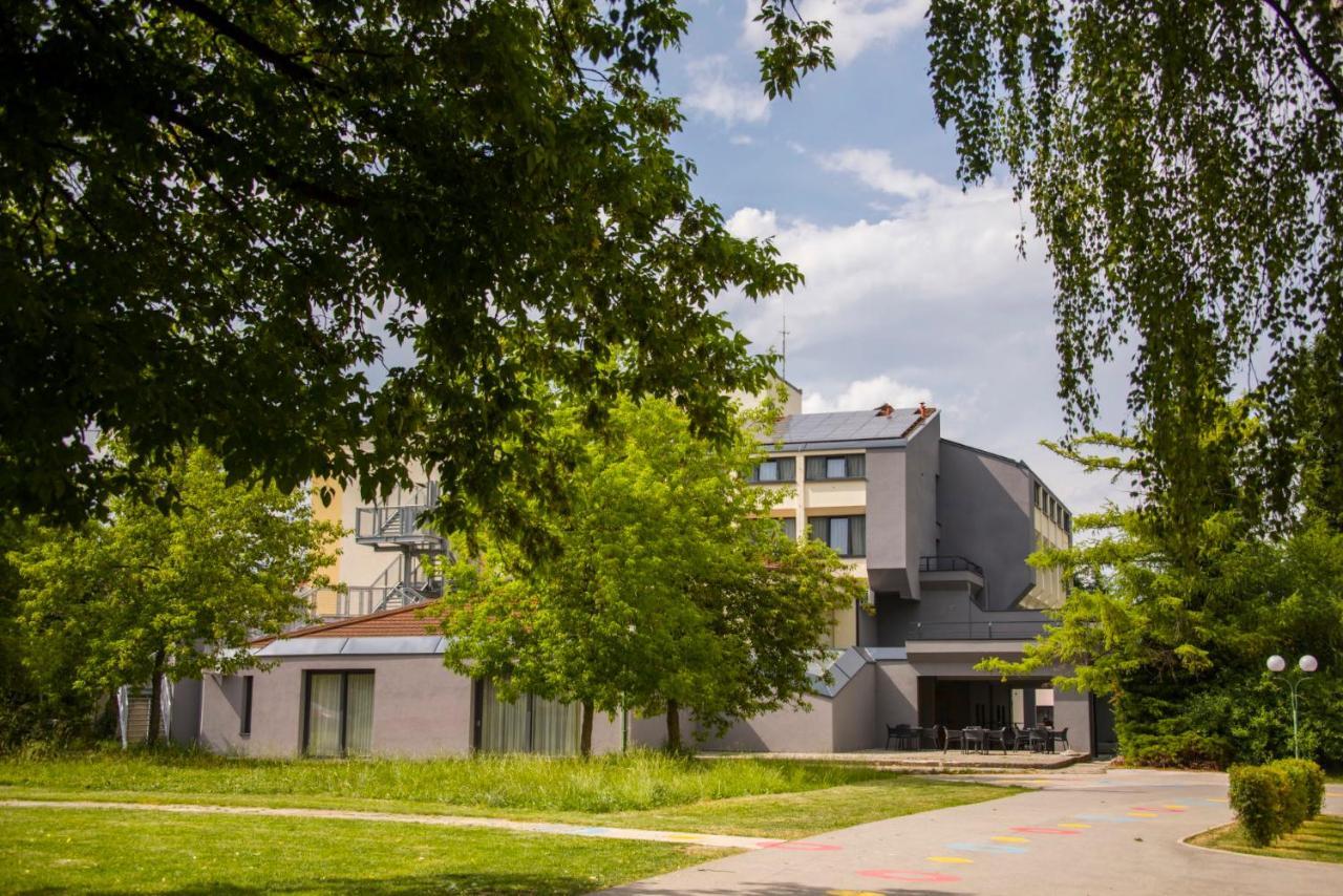 Hotel Prebold Eksteriør bilde