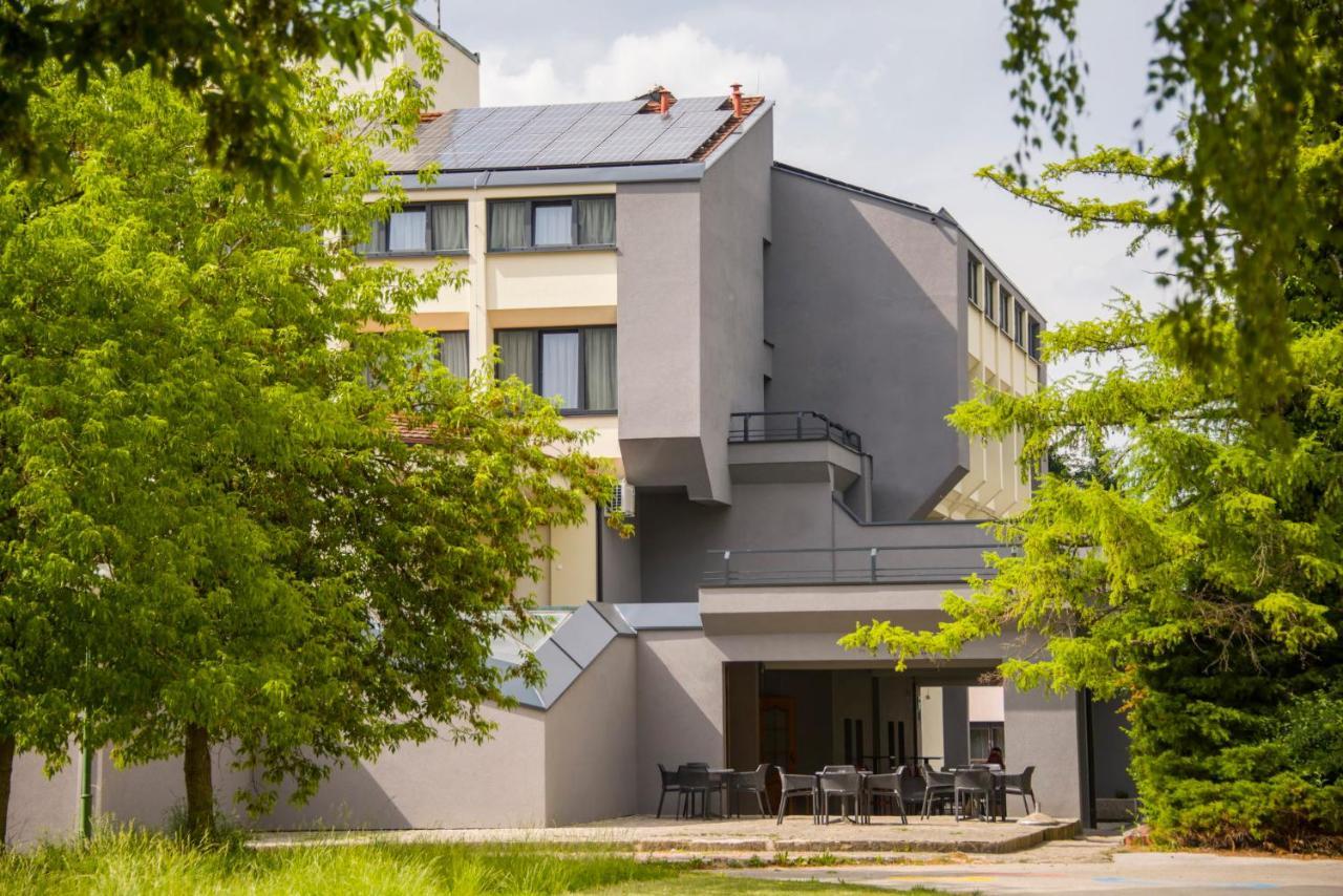 Hotel Prebold Eksteriør bilde