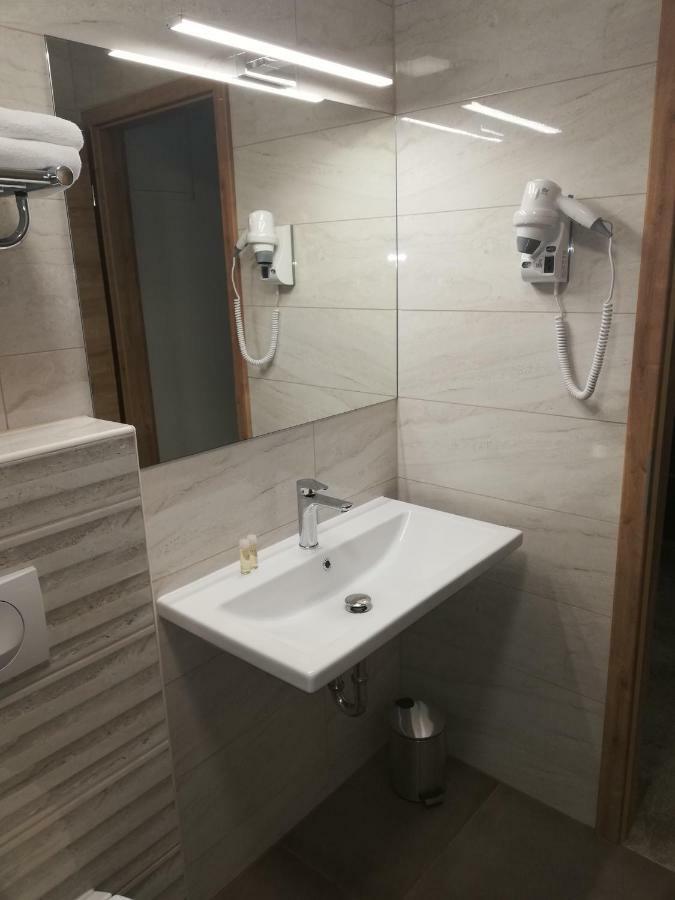 Hotel Prebold Eksteriør bilde