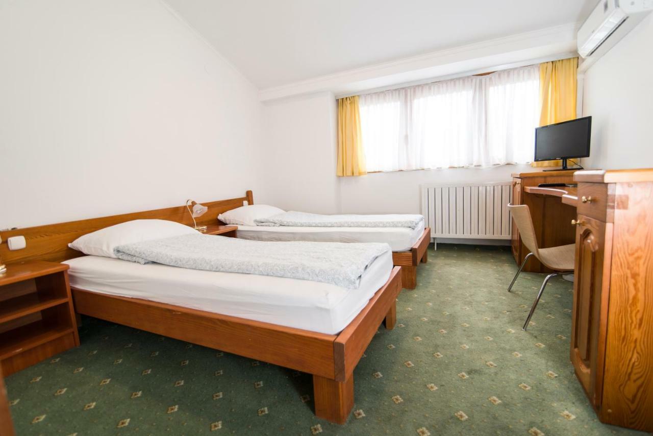 Hotel Prebold Eksteriør bilde